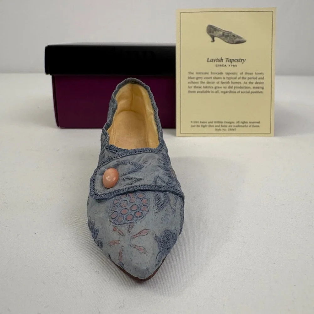 Vintage Just The Right Shoe By Raine Lavish Tapestry 25087 1999 COA